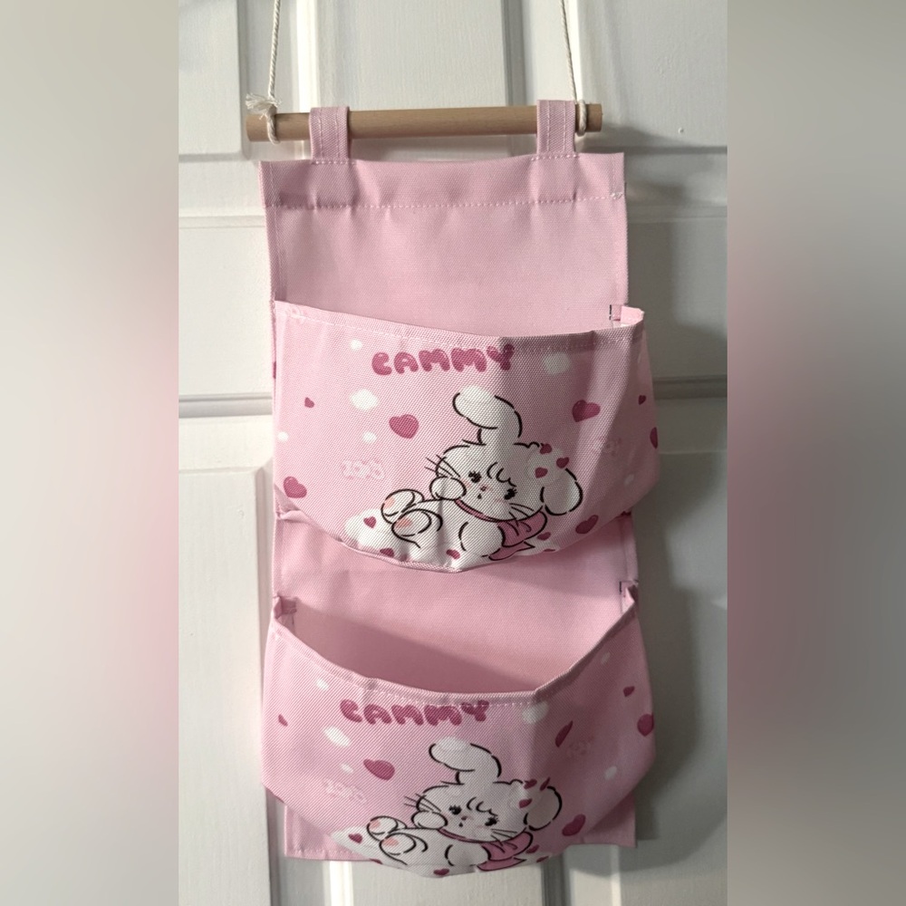 New Mikko Illustrations Cammy Pink Hanging Organizer